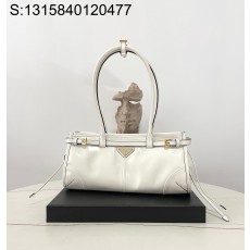 black frame 공장 프라다...
