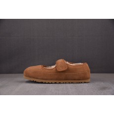 UGG Classic Mini P...