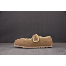 UGG Classic Mini P...