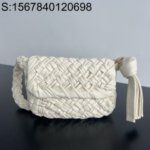 징 보테가베네타  칼리메로 씨타 785797 25*18*5.5cm 크림 