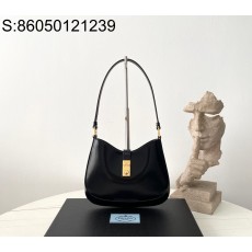 black frame 공장 프라다...