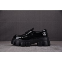 【BQ】Prada Monolith 에나멜 블랙 프라다