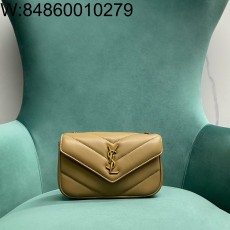 Pomegrante 생로랑 램스킨 소재 LOULOU 루루 토이 미니 821749 20*12*5cm 라이트 브라운