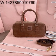 [JHL] 미우미우 아르카디 스웨이드 백 5BB148 27*12*9cm 다크 브라운 