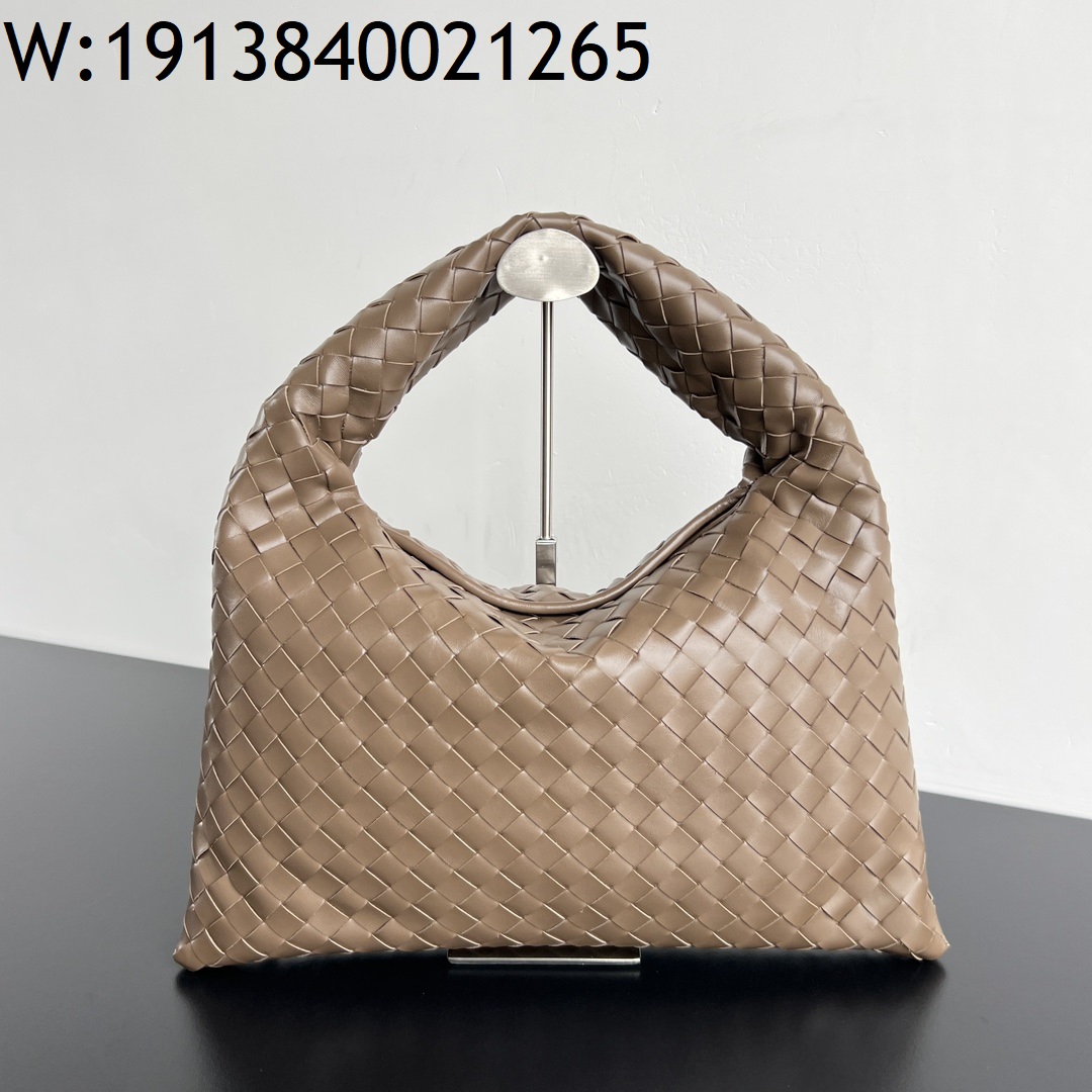 징 팩토리 보테가베네타 홉 763966 41*20.5*7.5cm 밀크티