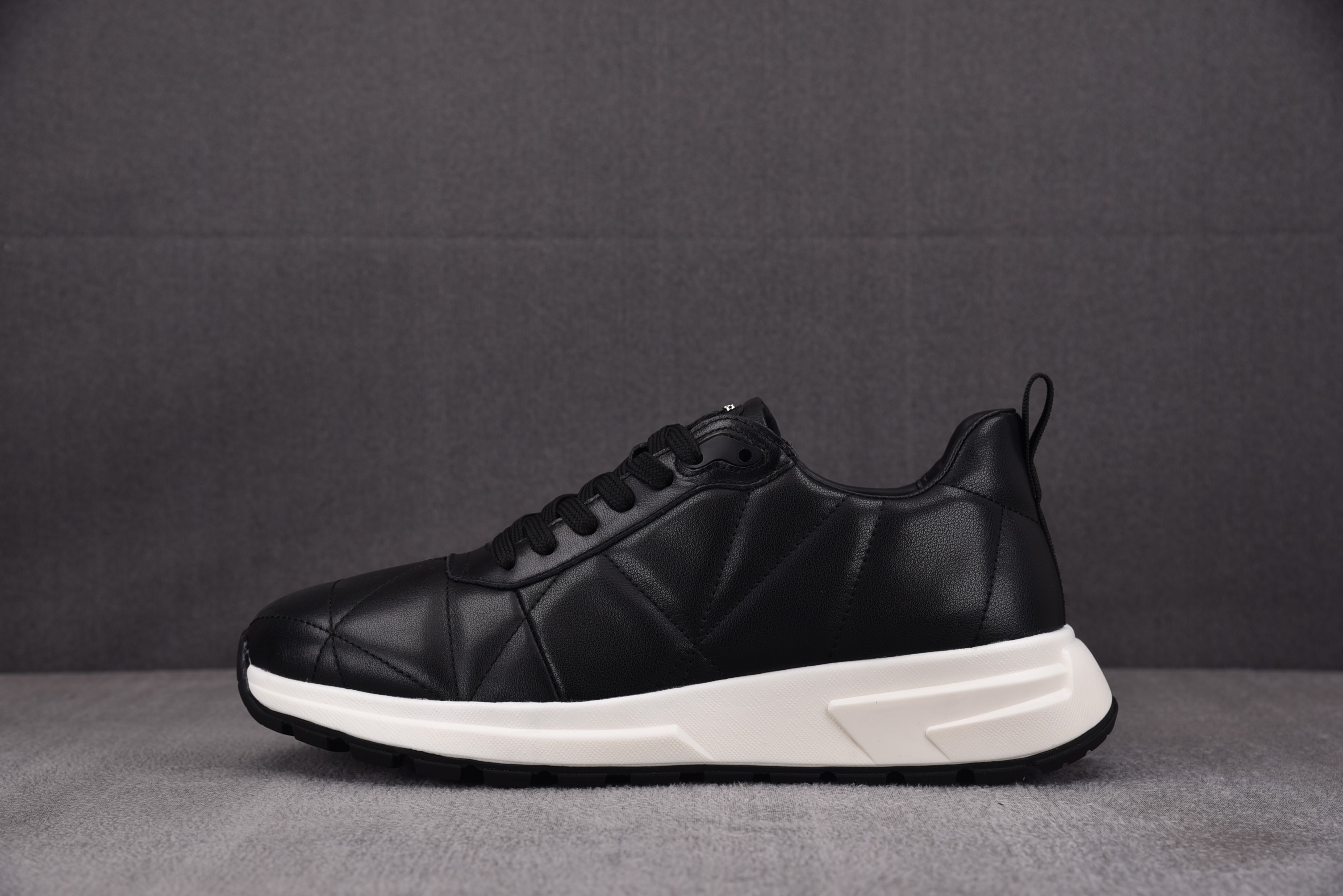 【CY】프라다 Calzature Donna 블랙