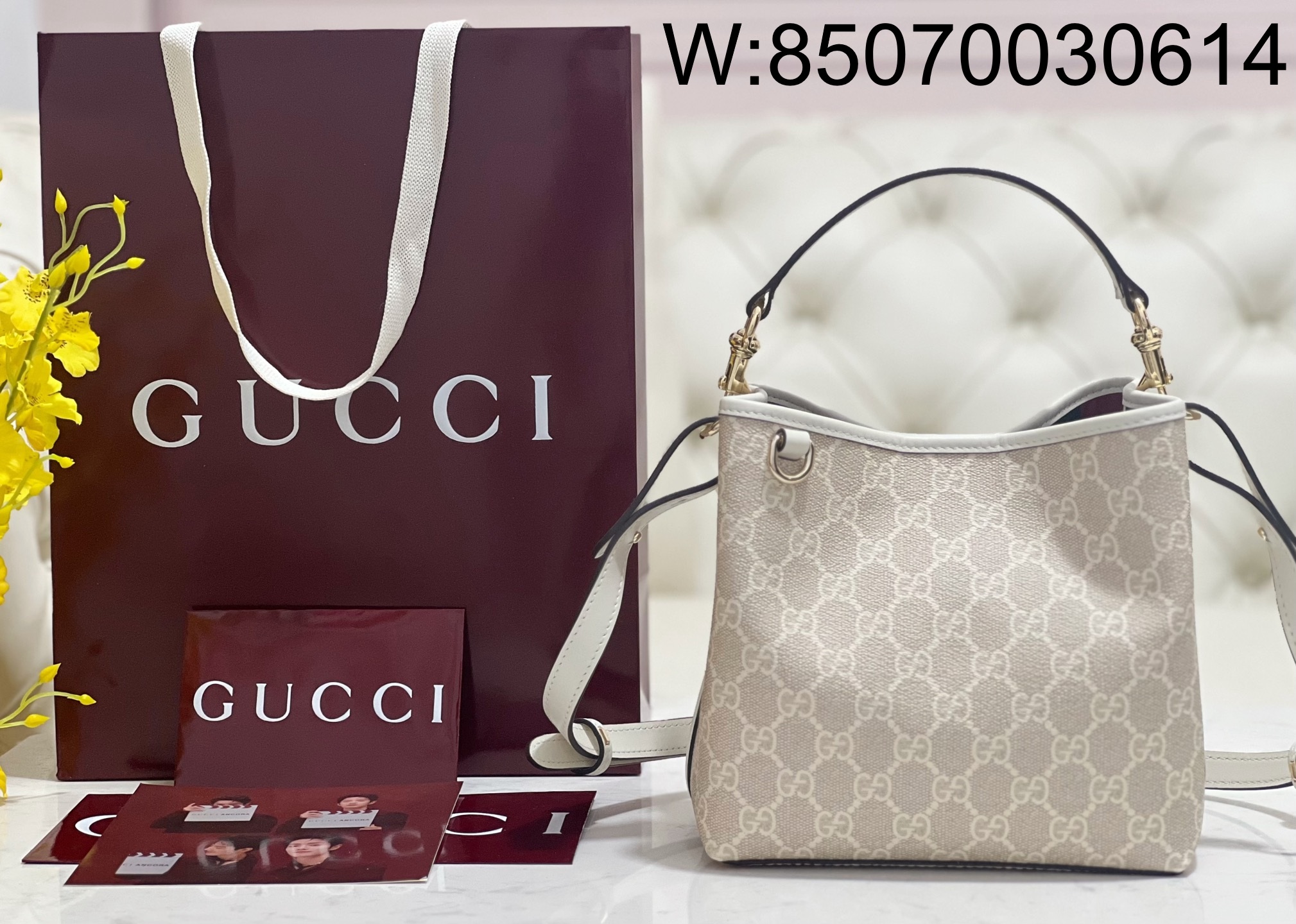 [JHL] 구찌 GG 엠블럼 숄더백 815118 20.5*18*11.5cm 화이트
