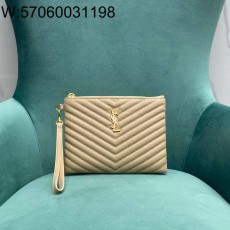 Pomegrante 생로랑 마틀라세 가죽 소재의 모노그램 생 로랑 파우치 379039 24*1.5*17.5cm 베이지 스몰