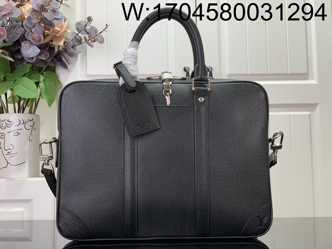 [88factory] 루이비통 포르테 도큐멍 보야주 PM M30925 36.5*27.5*6cm 블랙