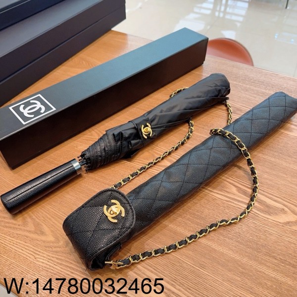 AGG 샤넬 골드 CC로고 순색 양우산 블랙