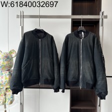 V공장 발렌시아가 빈티지 워싱 면 데님 자켓