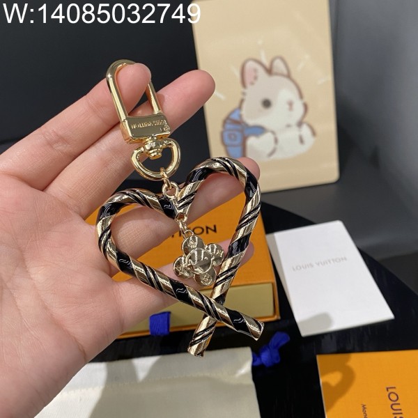 AGG 루이비통 배색 줄 하트 백 참 키링 블랙