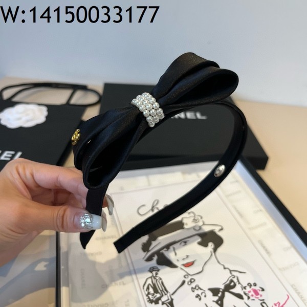 AGG 샤넬 금장 진주 나비매듭 머리띠 블랙