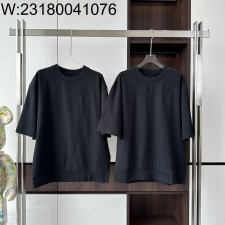 V공장 루이비통 큐빅 LV 로고 순색 반팔티 블랙