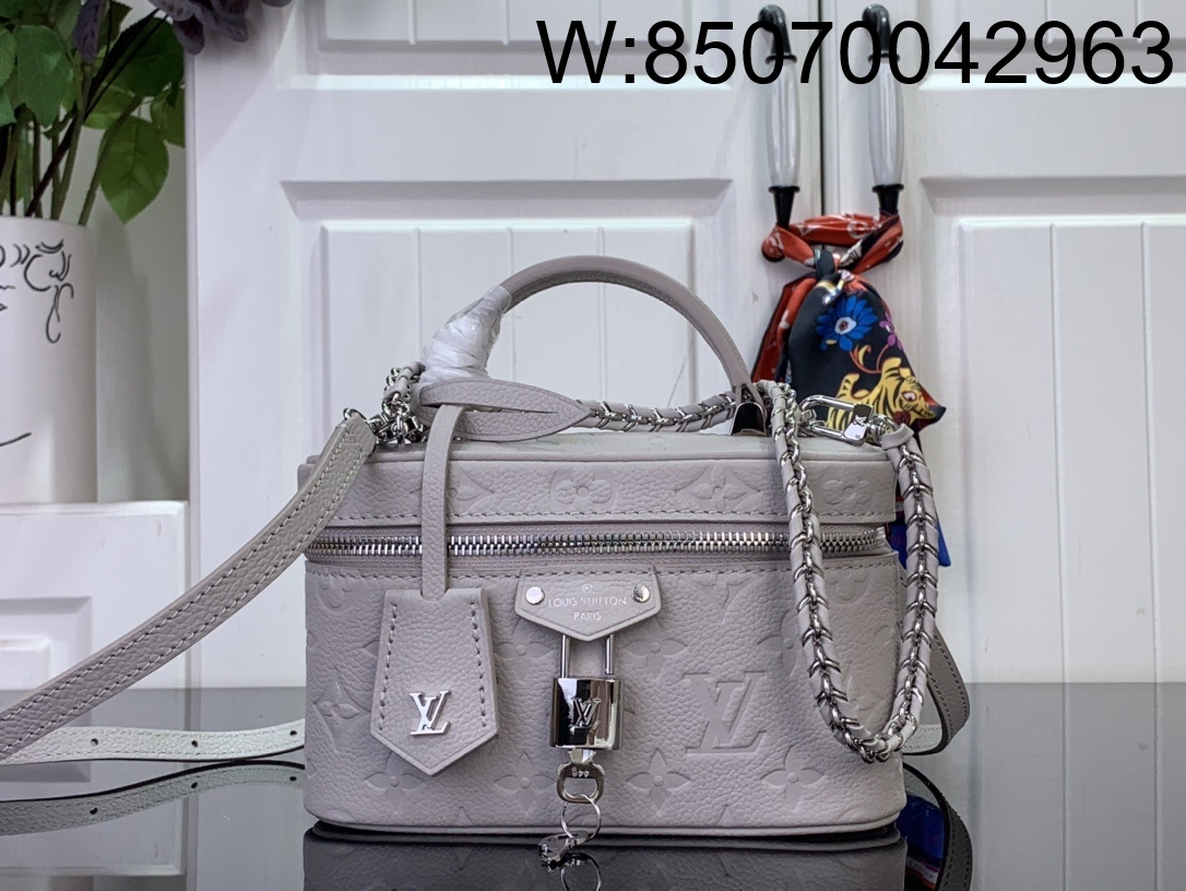 [88factory] 루이비통 바니티 체인 파우치 11.5*6.5*19cm 그레이