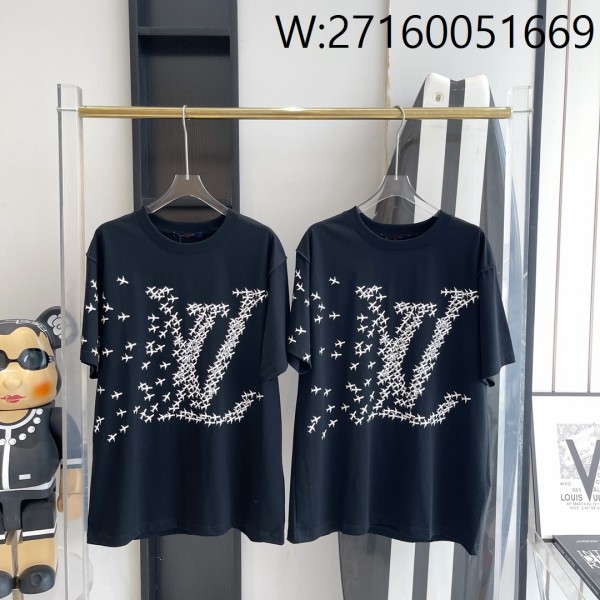 V공장 루이비통 비행기 LV 큰 로고 반팔티 블랙