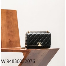 [CD] 샤넬 WOC 플랩 백 골...