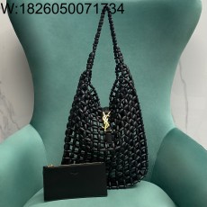 Pomegrante 생로랑 우드 비즈 소재의 LE 5 A 7 라지백 823807 30*35*10cm 블랙