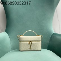 Pomegrante 생로랑 램스킨 소재의 GABY 베니티 백 미니 766731 화이트 18.5*6.5*11.5cm