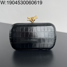 징 팩토리 보테가베네타 놋 737025 19*11.5*5cm 블랙