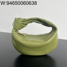 징 팩토리 보테가베네타 미니 조디백 엠보싱 악어무늬 717709 28*23*8cm 아보카도 그린