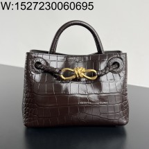 징 팩토리 보테가베네타 안디아모 미니 엠보싱 악어무늬 777614 22*9*15.5cm 초콜릿