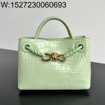 징 팩토리 보테가베네타 안디아모 미니 엠보싱 악어무늬 777614 22*9*15.5cm 연그린