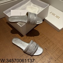 [QR 5009] 디올 디 웨이 큐빅 뮬 슬리퍼 실버