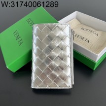 징 팩토리 보테가베네타 미디엄 인트레치아토 폴더형 지퍼 지갑 667468 14.5*9.5cm 실버