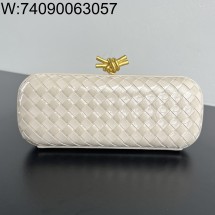 징 팩토리 보테가베네타 놋 717622 25*10*5cm 크림