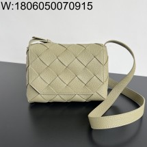 징 팩토리 보테가베네타 디아고 795637 22.5*16.5*5.5cm 다크 베이지