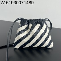 징 팩토리 보테가베네타 스몰 더스트 백 스페이스 초크 816987 21*16.6*1cm