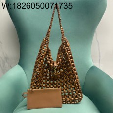 Pomegrante 생로랑 우드 비즈 소재의 LE 5 A 7 라지백 823807 30*35*10cm 브라운