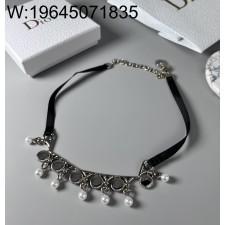 AGG 디올 진주 이음 끈 목걸이