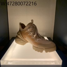 [QR 5009] 디올 디커넥트 스니커즈 누드