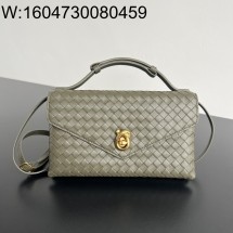 징 팩토리 보테가베네타 놋 락 817191 25*16*5.5cm 올리브