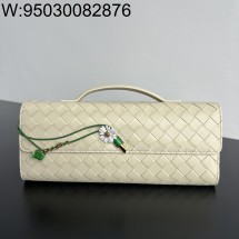 징 팩토리 보테가베네타 안디아모 클러치 836810 31*13*3cm 아이보리