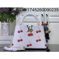[88factory] 루이비통 LV x TM 카퓌신 BB 17.3*9*27cm M13251 화이트