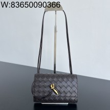 징 팩토리 보테가베네타 안디아모 파우치 836940 19*13*2cm 초콜릿