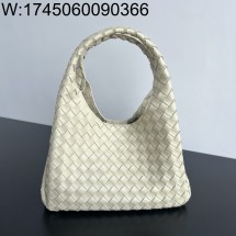 징 팩토리 보테가베네타 캄파나 844249 33*20*16.5cm 아이보리