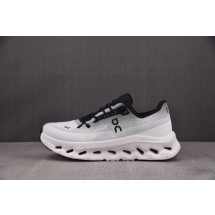 【KO】On Cloudtilt 화이트블랙