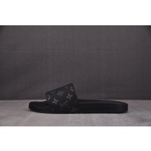 【GD】루이비통 풀 필로우 컴포트 블랙