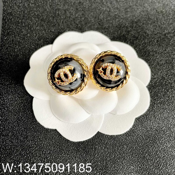 AGG 샤넬 CC로고 별 동그라미 귀걸이 블랙