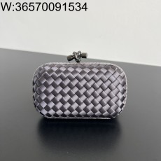 징 팩토리 보테가베네타 놋 717...