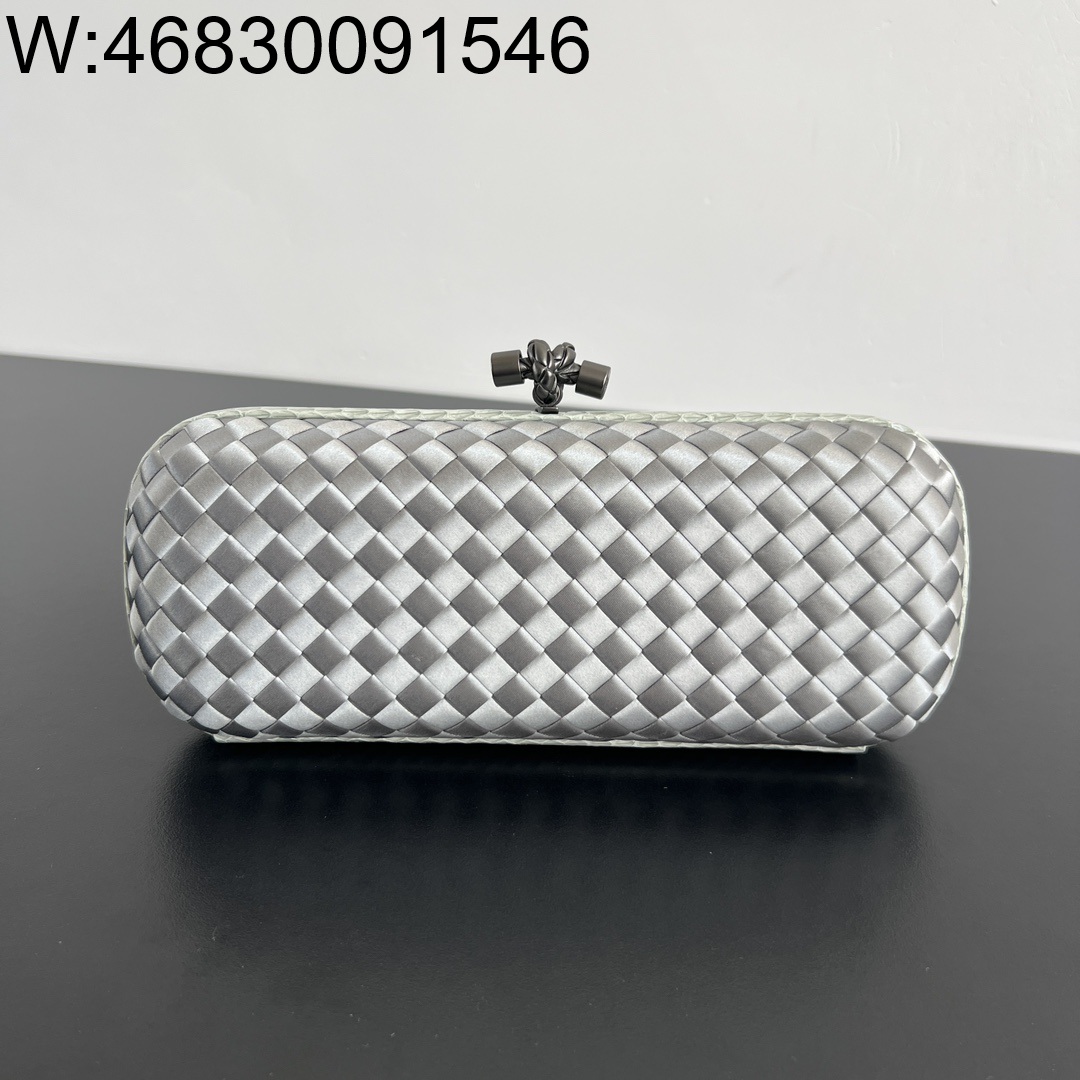 징 팩토리 보테가베네타 놋 717622 25*10*5cm 라이트 그레이 실크 명주 8651