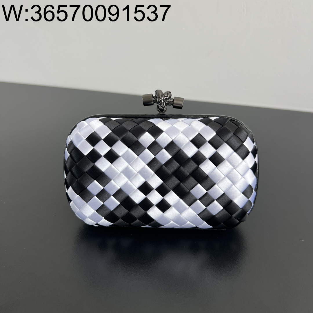 징 팩토리 보테가베네타 놋 717622 16*10*5cm 화이트 블랙 실크 명주 8651