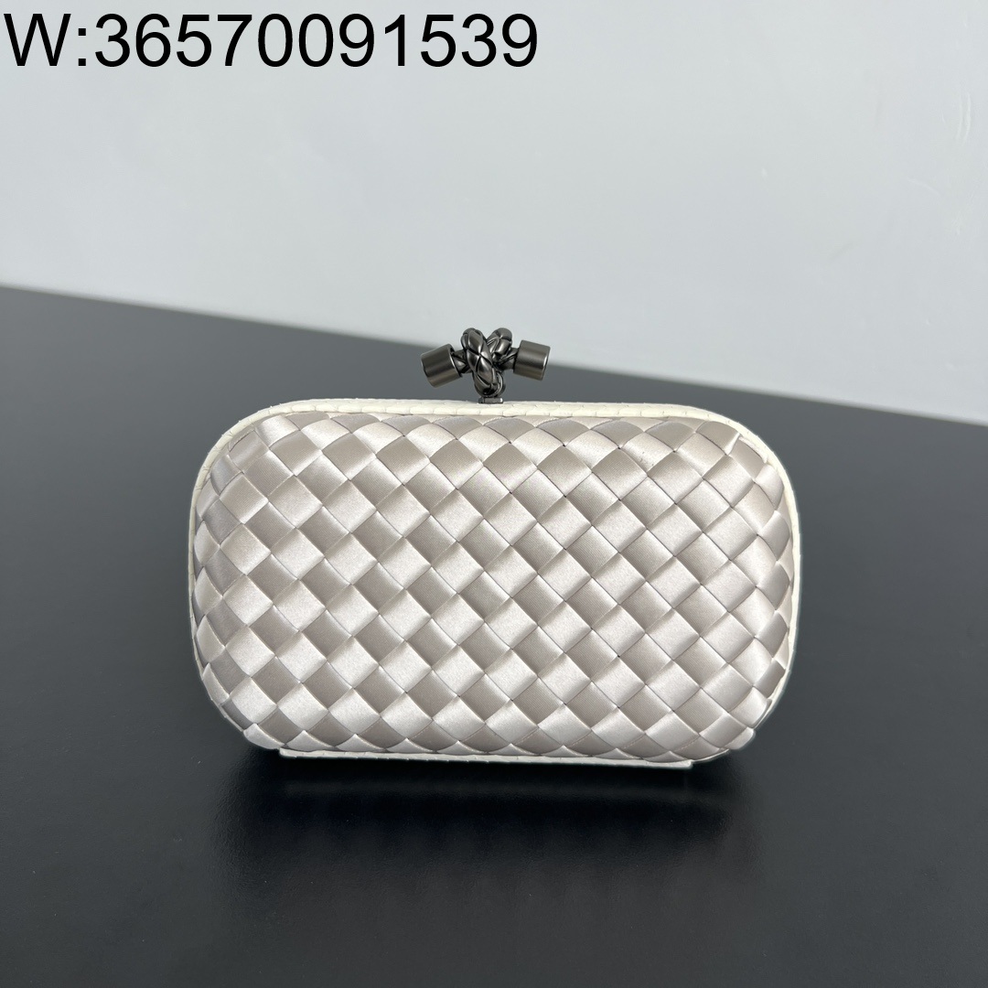 징 팩토리 보테가베네타 놋 717622 16*10*5cm 아이보리 실크 명주 8651