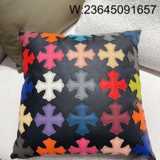 AGG 크롬하츠 소파 멀티컬러 십자가 패치 사각 허그쿠션 블랙