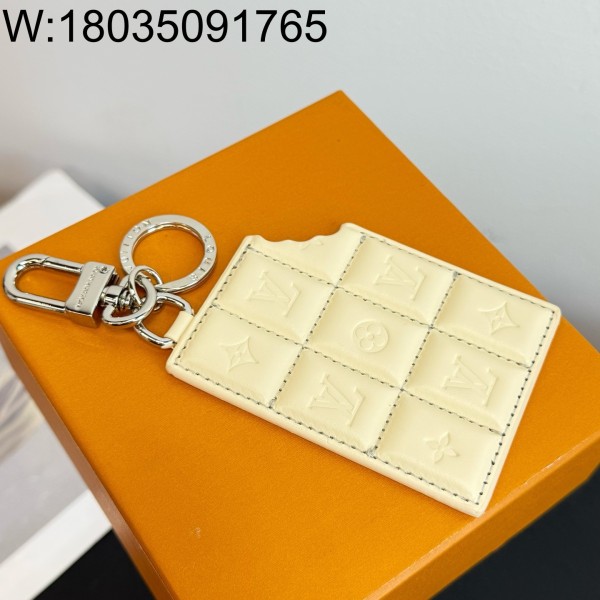 AGG 루이비통 초콜릿 키링 백 참 아이보리 M01478