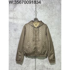 [사슬공장] 루이비통 SS25 로고 엠보싱 후드 자켓 브라운